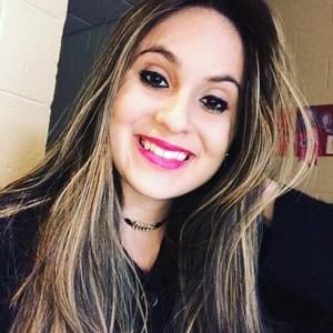 Meet your Posher, Lorena